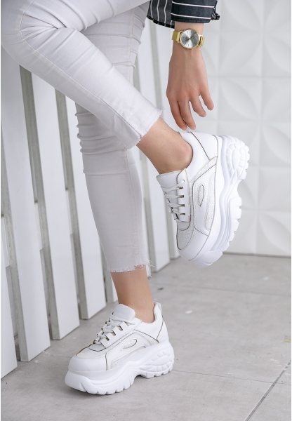 Lona Beyaz Cilt Desenli Spor Ayakkabı