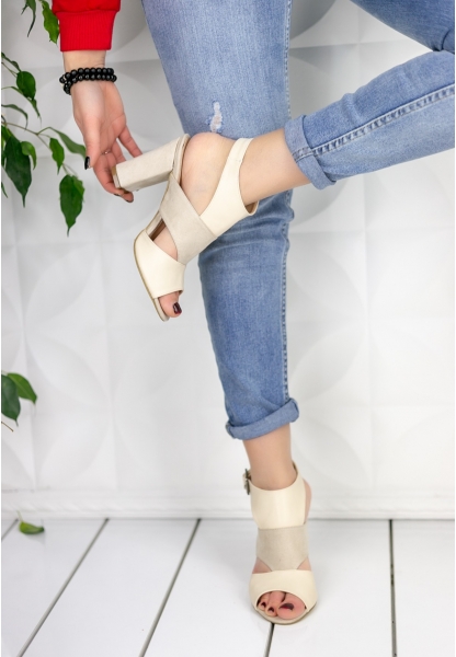 Tania Krem Cilt Süet Detaylı Topuklu Ayakkabı